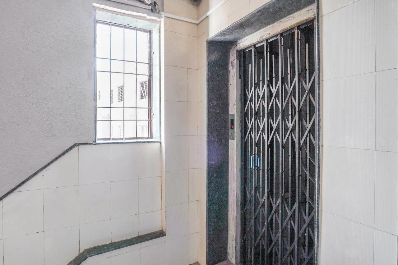 Oyo Flagship 70264 Hotel Vrindavan Mangvadi Dış mekan fotoğraf