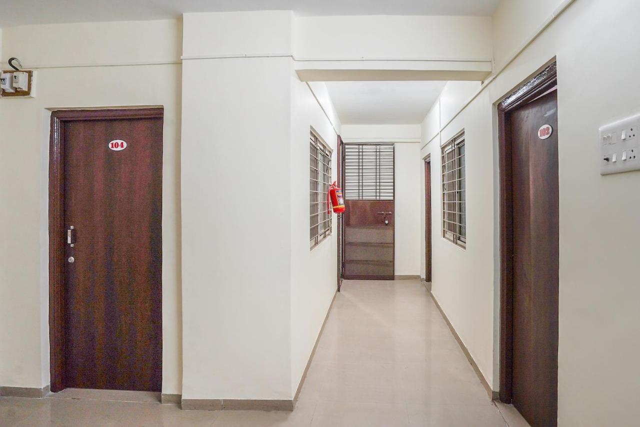 Oyo Flagship 70264 Hotel Vrindavan Mangvadi Dış mekan fotoğraf