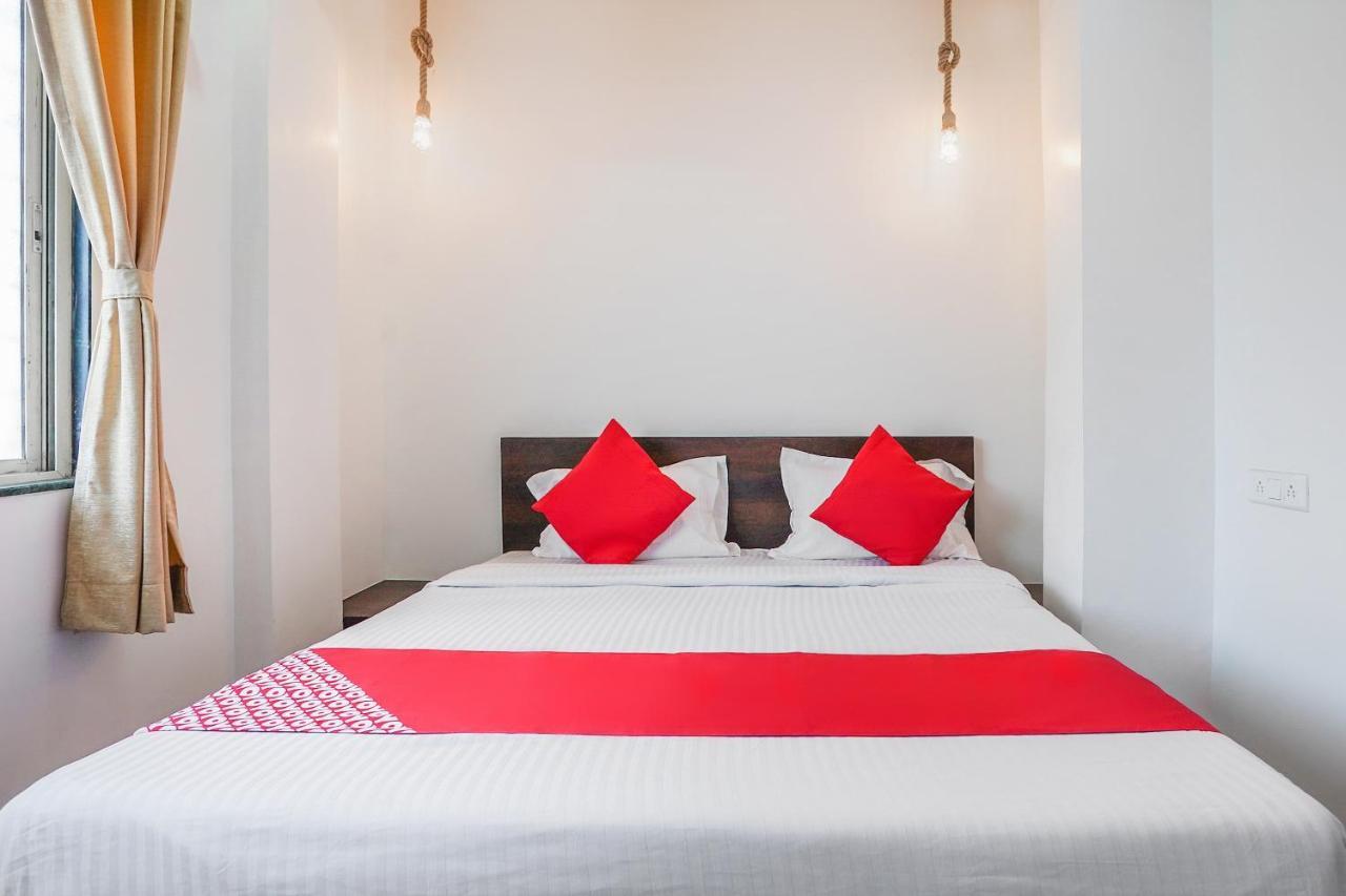 Oyo Flagship 70264 Hotel Vrindavan Mangvadi Dış mekan fotoğraf